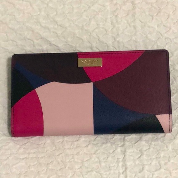 kate spade Handbags - NWT Kate Spade Charolette Slim snap wallet